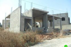 إخطار عدداً من المنشآت الفلسطينية بوقف البناء في قرية يتما