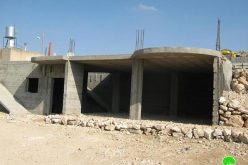 إخطارات بوقف العمل والبناء في 4 منازل فلسطينية في قريتي التواني والكرمل