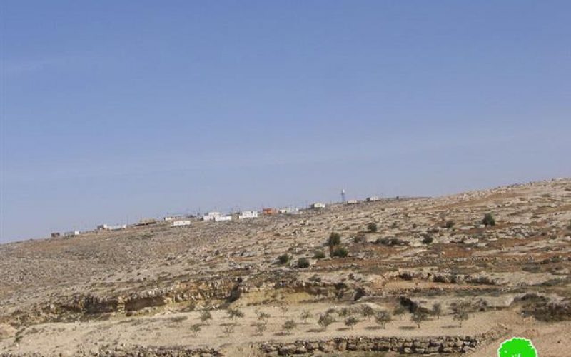 توسيع البؤرة الاستعمارية المقامة على أراضي أم الشقحان في جنوب يطا – محافظة الخليل