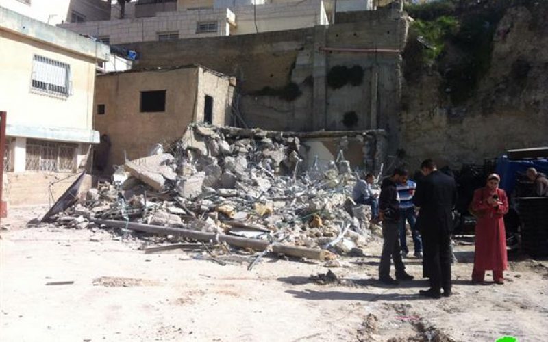 The Israelis demolish a residence in As Suwwana