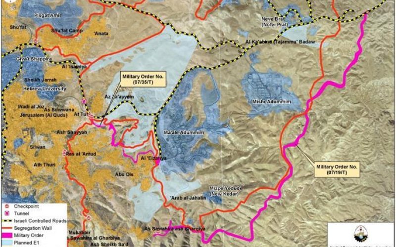 « Israël étend la confiscation de 38,6 hectares » <br> L’ordre de confiscation de terres pour la construction de la route « Fabric of Life », Sud-est de Jérusalem