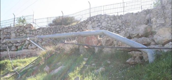 جرافات الاحتلال الاسرائيلي تجتاح وادي المخرور في مدينة بيت جالا وتعيث فيها خرابا