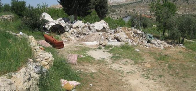 Demolishing a Shack in Beit Jala