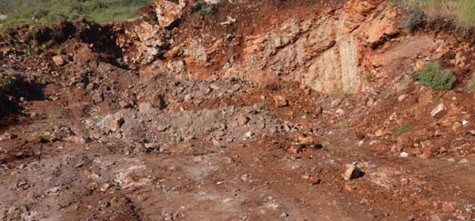 Israeli bulldozers Leveled 20 Dunums in Salfit