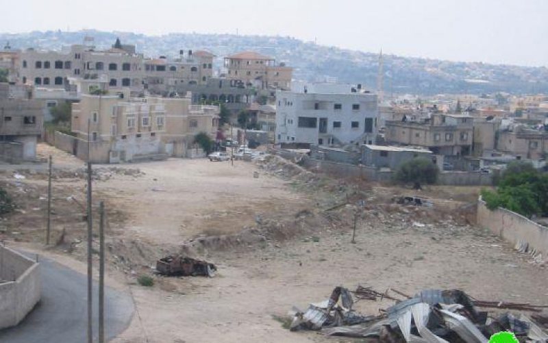 The Israeli Occupation Tears down a Warehouse in Ramallah