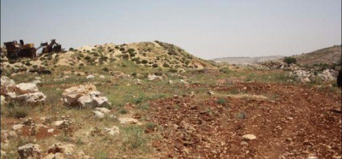 “The hypocrisy of Israeli settlement freeze” <br> Israel is targeting Khallet Al Lauza and Khallet Al Nahleh Lands in Bethlehem Governorate