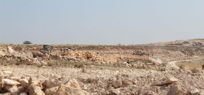 Leveling Huge Areas of Palestinian Lands in Jamroora village near Tarqumiyya