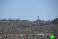 الاحتلال يخطر بوقف العمل في منشآت المواطنين بجورة الخيل شرق سعير