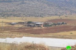 The Israeli occupation confiscates four caravans in the northern part of the Jordan Valley