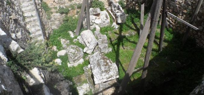 الاحتلال الإسرائيلي يتعمد إلى سرقة الآثار التاريخية في منطقة دير شرف