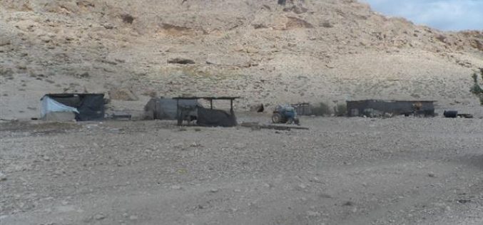 إخطارات بوقف البناء لمنشآت زراعية في خربة يرزا / محافظة طوباس