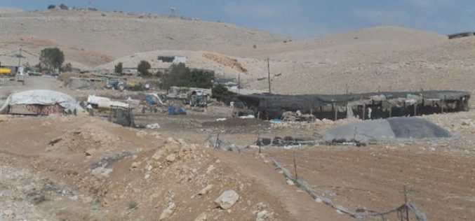 The Israeli military confiscates 4 residential rooms  from the Bedouin community of Arab al-Kaabna