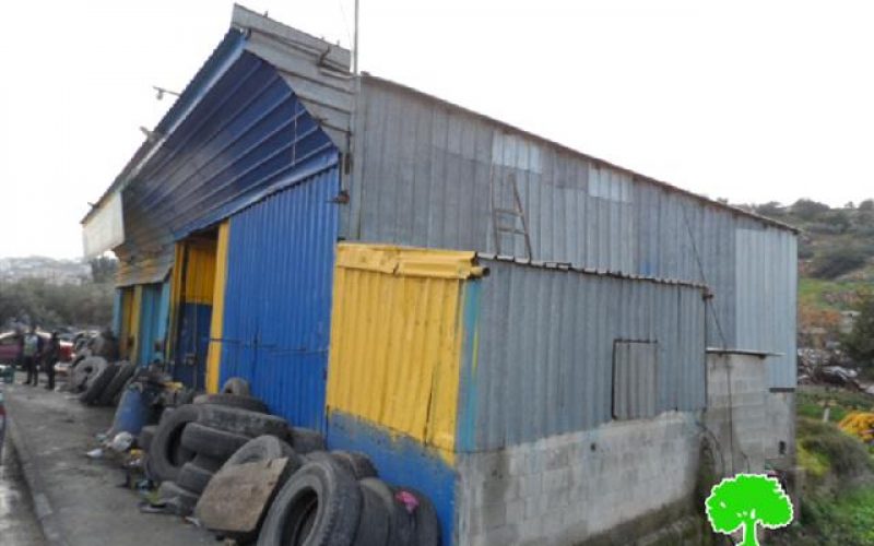 The Israeli occupation threatens three commercial structures with demolition in Idhna village