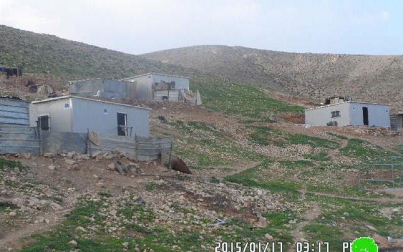 الاحتلال الإسرائيلي يخطر تجمع عرب الكعابنة في منطقة واد القلط بوجوب الإخلاء
