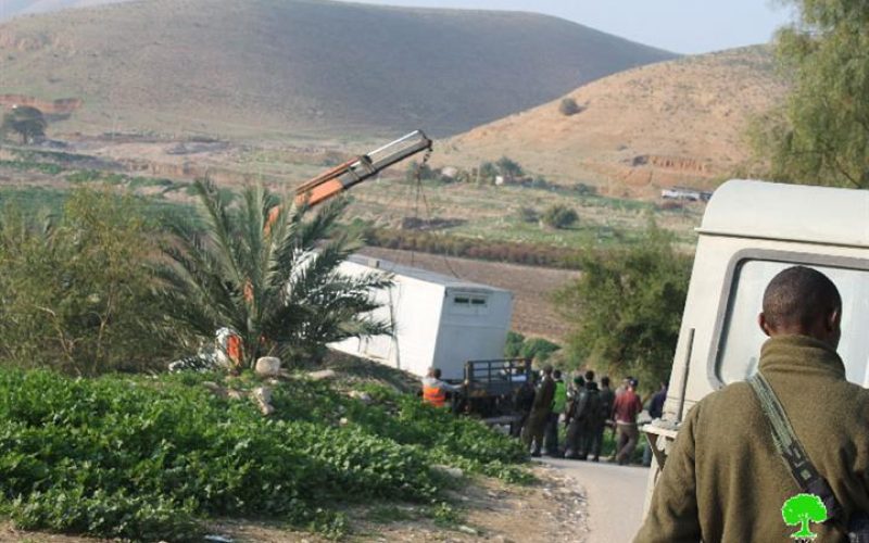 The Israeli occupation demolishes barracks and tents in Jericho