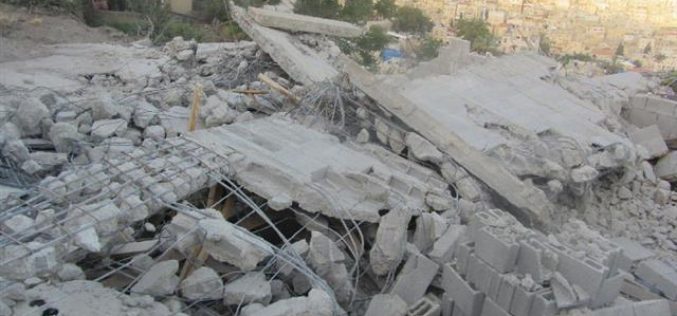Demolition of a three story building in the Jerusalem neighborhood of Wad Qaddum