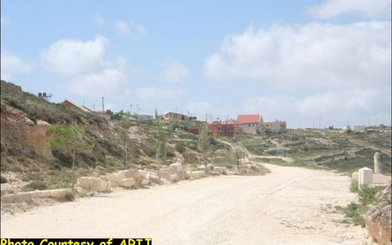 “Built on Private Palestinian Land” 
The Israeli Government Procrastinating  the Evacuation of Derech Ha’avot  Illegal Outpost