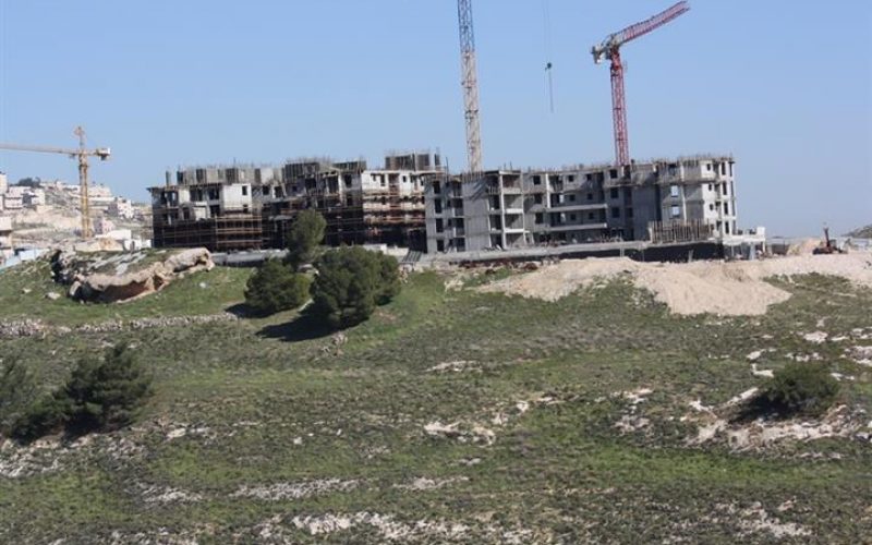 “In addition to 1079 caravans”<br>
Israel builds more than one million square meters in 162 Israeli settlements between 2012 and 2014