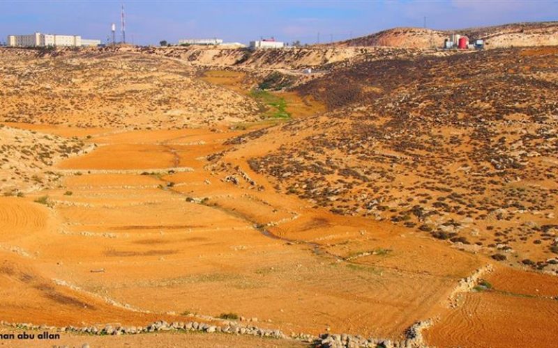 المنطقة الصناعية “ميتاريم” تضخ مياهها العادمة على أراضي بلدة الظاهرية وتتوسع على حسابها
