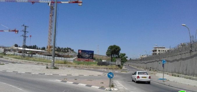 مجمع تجاري ضخم إسرائيلي على أراضي بلدة بيت حنينا شمال مدينة القدس المحتلة