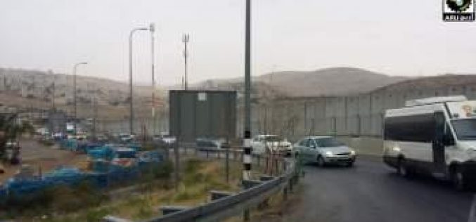 Hizma town severely suffering from the Israeli closure policy