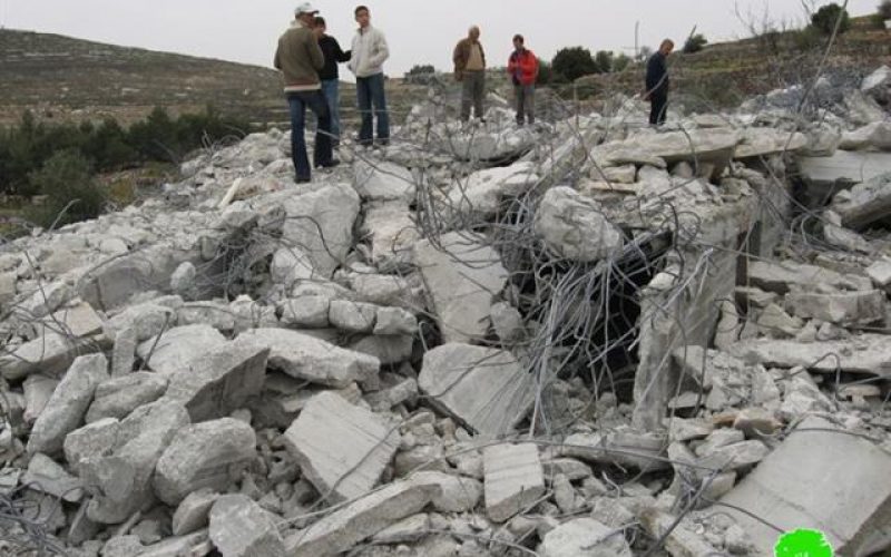 A house demolished, three others threatened in the town of Halhul