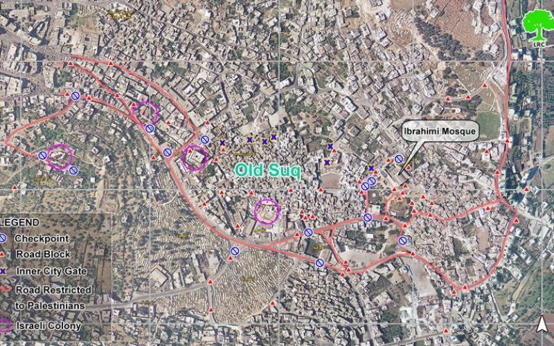 اعتداءات المستعمرون متواصلة ضد أهالي مدينة الخليل المخنوقة بـ 112 حاجزاً عسكرياً لحماية 500 مستعمرا اسرائيليا