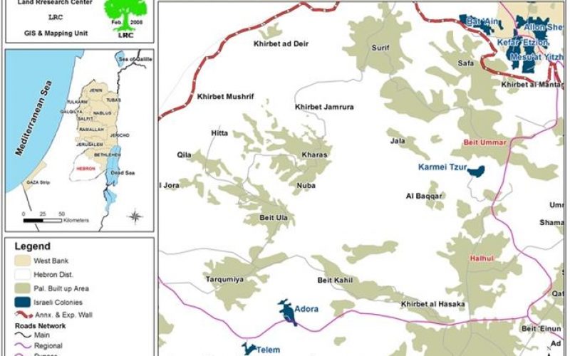 تجريف الأراضي الفلسطينية لصالح مستعمرة ” كرمي تسور” الإسرائيلية في بلدتي حلحول وبيت أمر