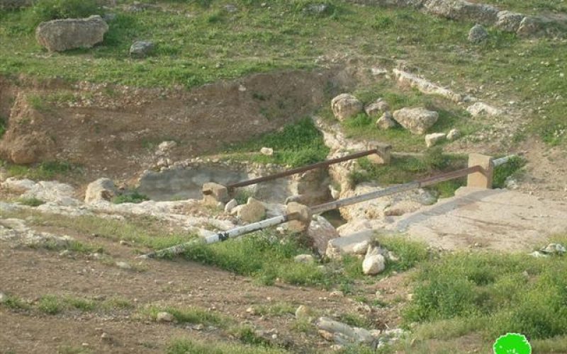الاحتلال الإسرائيلي يخطر بوقف البناء لبئري ماء و مسكن في الأغوار الشمالية