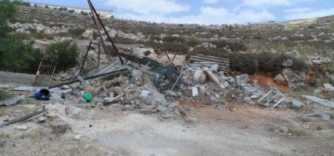 Demolishing a Barn in Al Baq’a