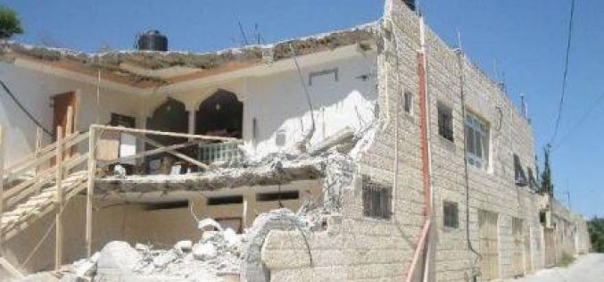Demolition of four residences in al Mukabber