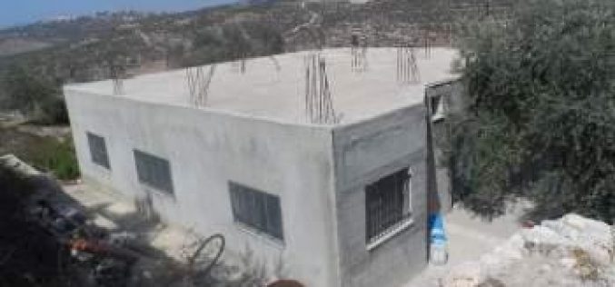 إخطار 10 عائلات بوقف البناء لمنشآتهم السكنية في قرية جيت