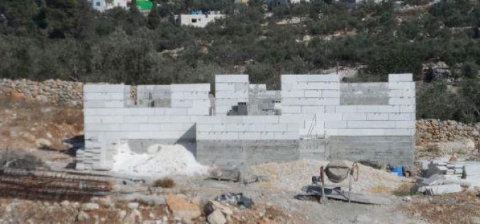 Stop-work and demolition orders for two houses in Hebron