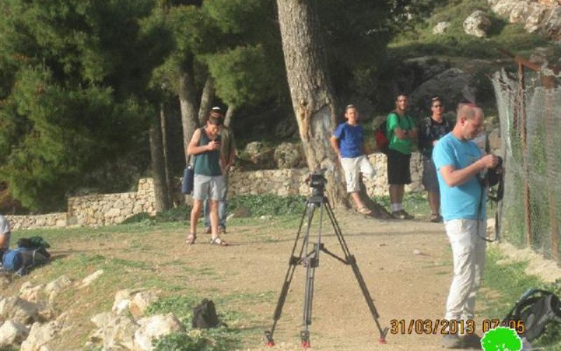 In an unprecedented activity, Israeli colonists break into Burak Suliman (King Solomon’s pools) in area A in Al-Khadir city / Bethlehem governorate