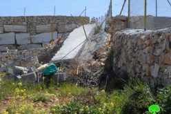 الاحتلال يهدم منشآت زراعية بمنطقة فرش الهوى غرب الخليل