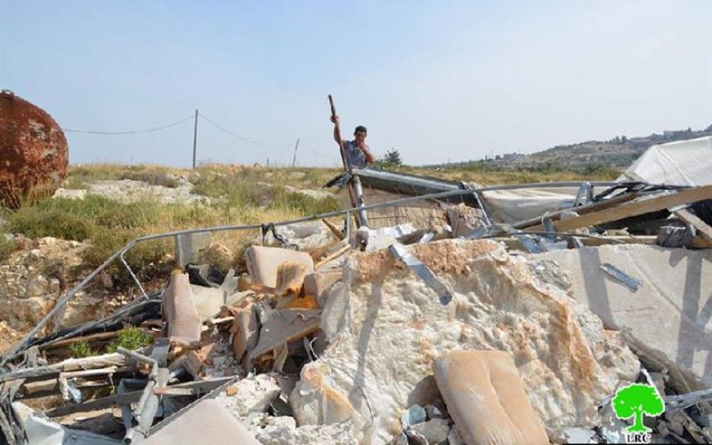 الاحتلال الإسرائيلي يهدم مزرعة في قرية رأس عطية / محافظة قلقيلية