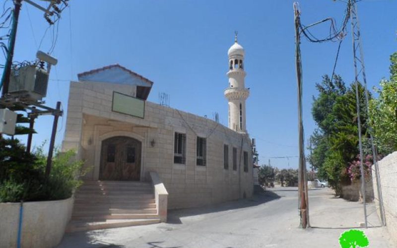 الاحتلال الإسرائيلي يقرر هدم مسجد ” الهادي محمد” في مخيم الجلزون