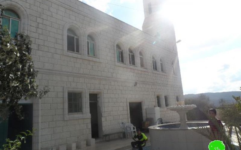 Setting a mosque ablaze by Price tag Israeli colonists in Aqraba town