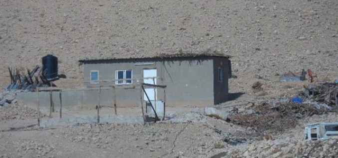 Notifying a residence with stop work in the village of al-Jiftlik