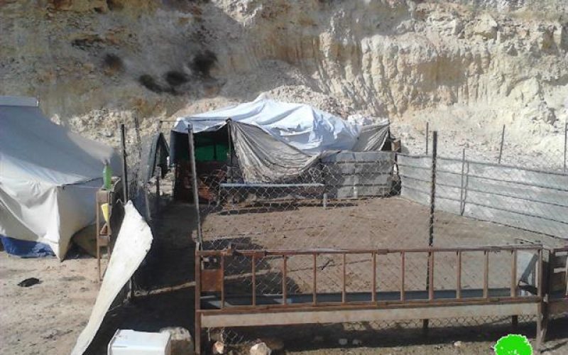 إخطارات بوقف البناء تطال عائلتين في خربة الطويل / محافظة نابلس