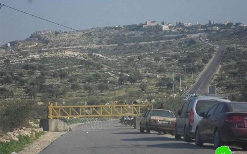 إغلاق الطريق الواصل بين عزبة شوفة وقرية شوفة عبر بوابة حديدية