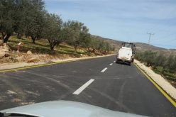 Itamar colonists stop work on a Nablus road