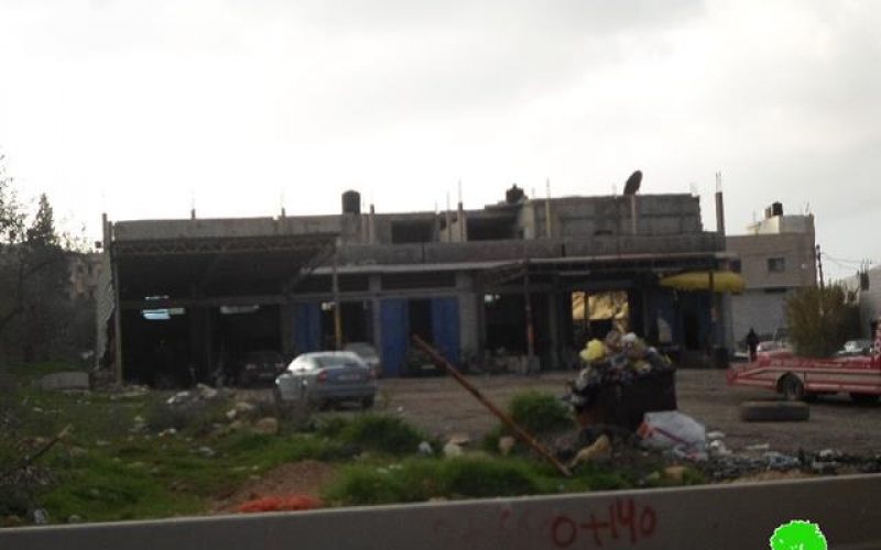 The Israeli Occupation notifies a big part of vegetable central market of demolition and other structures of stop-work in the Nablus town of Beita