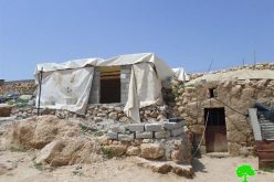 إخطار بوقف العمل لمسكن في خربة جنبة شرق يطا