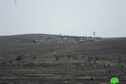 جيش الاحتلال الاسرائيلي يهدم مقاطع من الاسيجة المحيطة بالأراضي الزراعية في قرية جالود