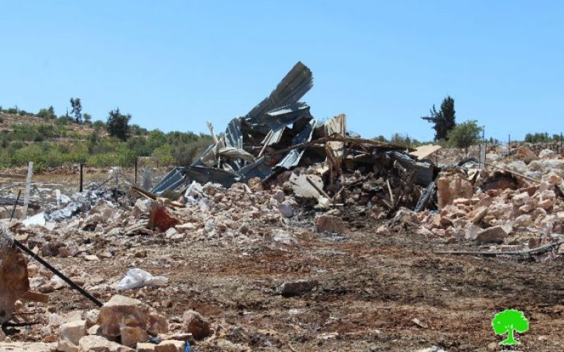 Israeli Occupation Forces entirely demolish the Hebron hamlet of Jurat Al-Kheil