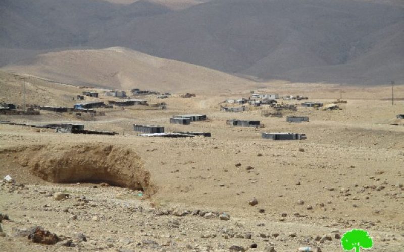 Israeli Occupation Forces confiscate caravans from the Jericho area of Al-Mu’arrajat