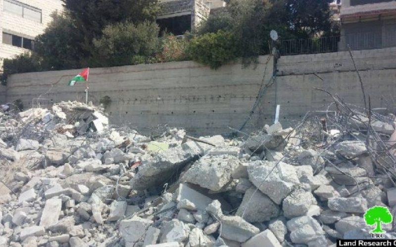 Israeli Occupation Municipality demolish four residential apartments in At-Tur town in Jerusalem