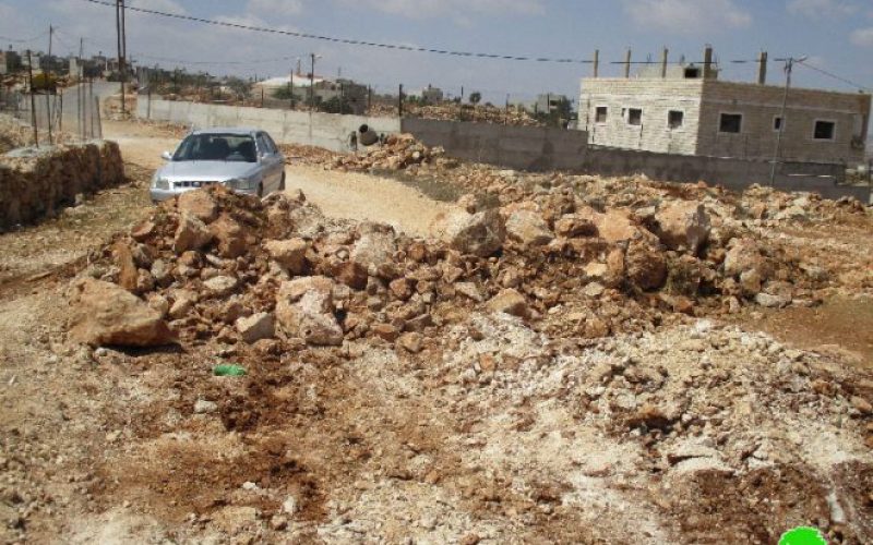 Israeli Occupation Forces demolish agricultural structures and seal off roads in Nablus