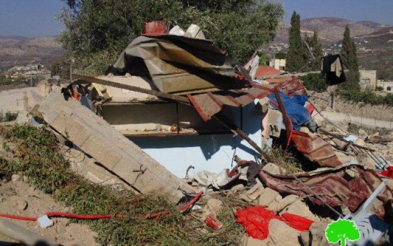 Israeli Occupation Forces demolish structures, impose self-demolition on a barrack in Nablus